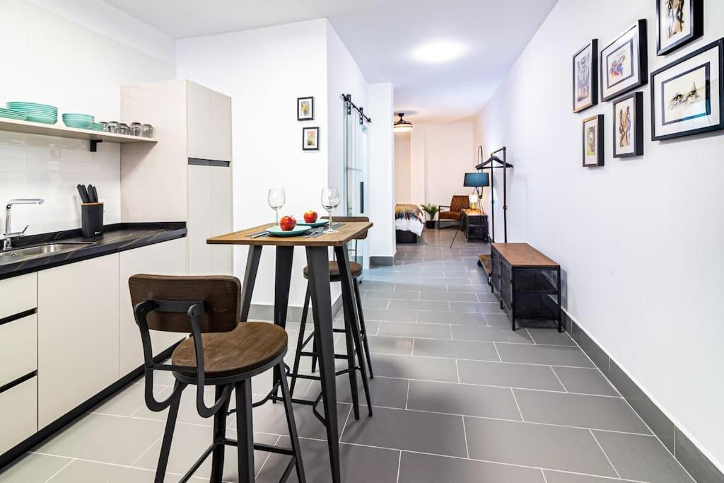Caramba Freshapartments Малага Екстер'єр фото