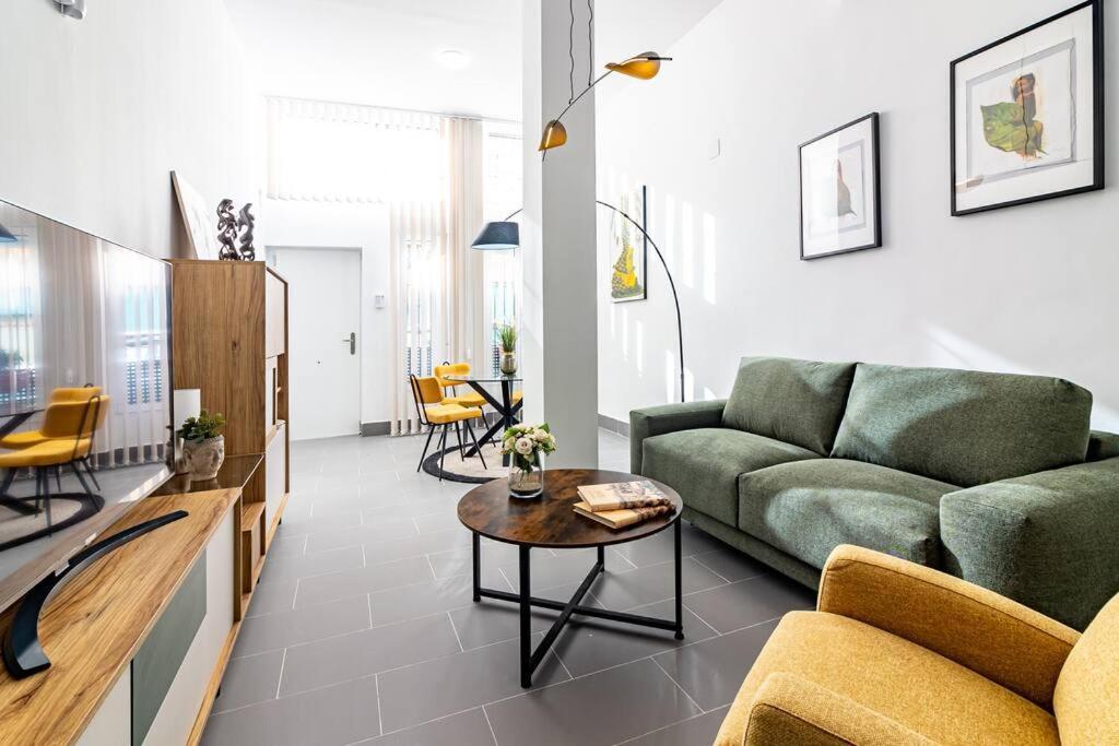 Caramba Freshapartments Малага Екстер'єр фото